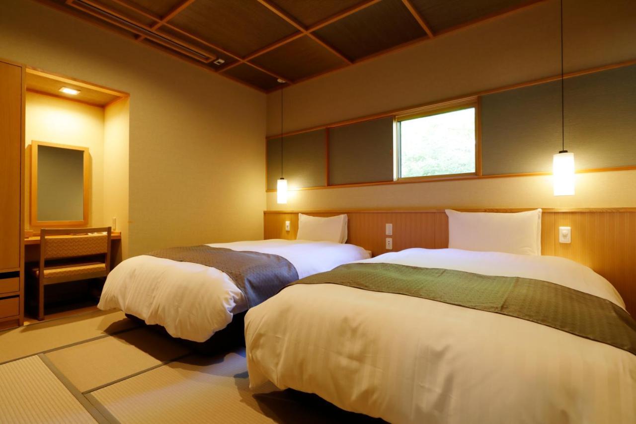 Yukemuri No Yado Inazumi Onsen Yuzawa  Exterior photo