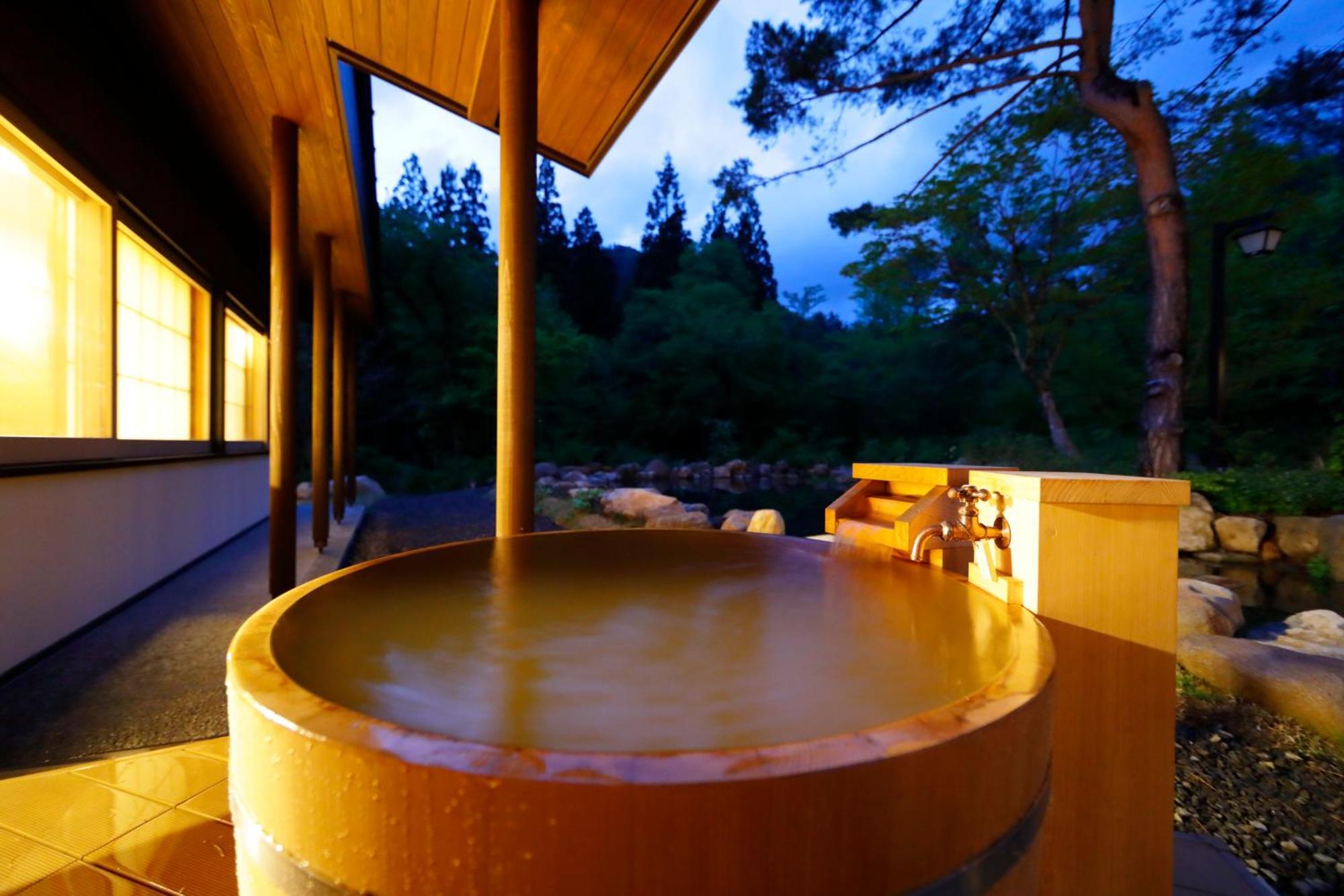 Yukemuri No Yado Inazumi Onsen Yuzawa  Exterior photo