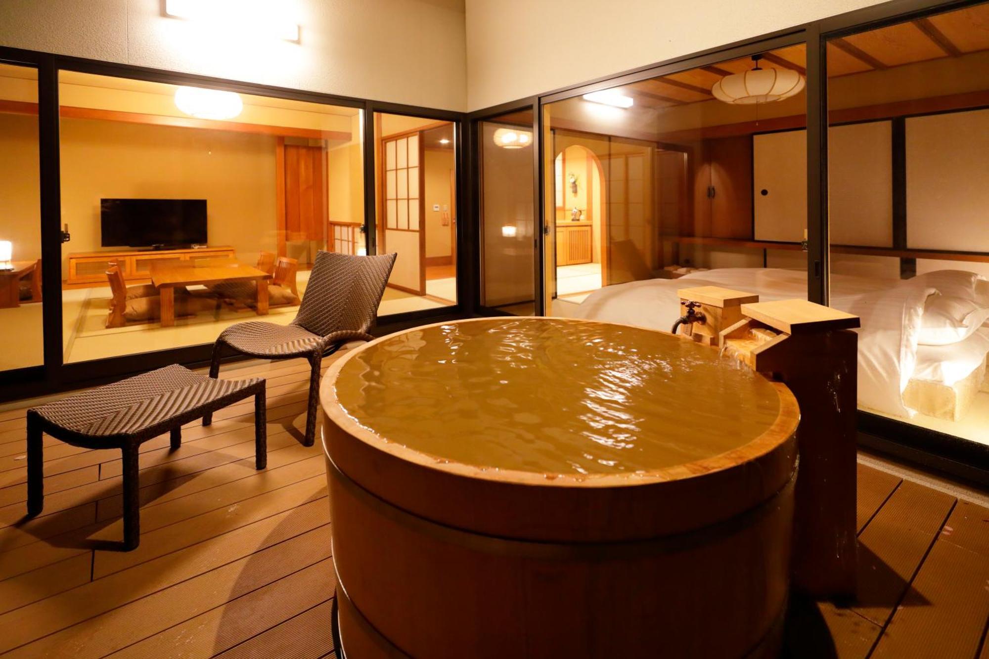 Yukemuri No Yado Inazumi Onsen Yuzawa  Exterior photo